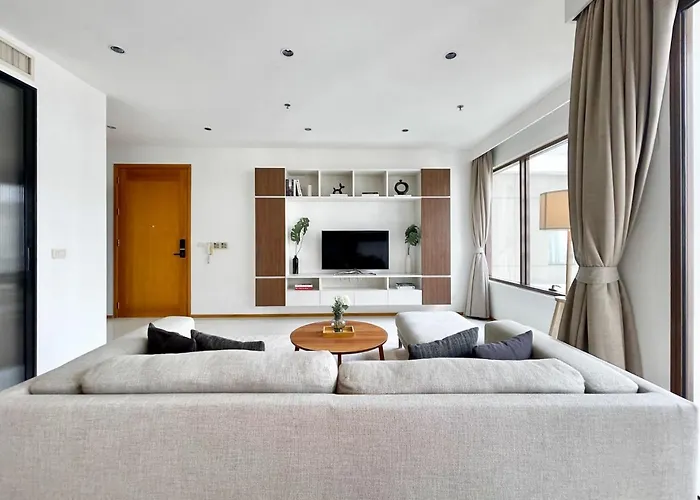 Near Bts L Large105sqm L Fully Furnish L Sauna 度假居 曼谷