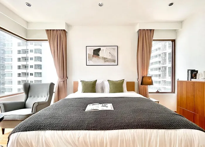Near Bts L Large105sqm L Fully Furnish L Sauna * 曼谷