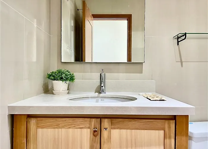 度假居 Near Bts L Large105sqm L Fully Furnish L Sauna