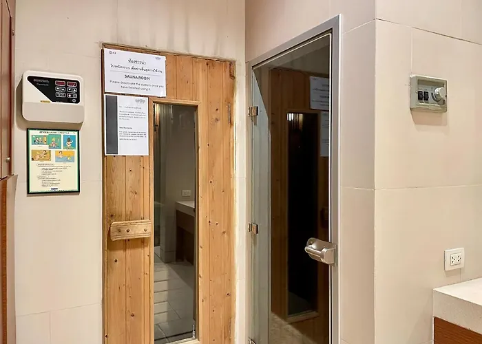 Near Bts L Large105sqm L Fully Furnish L Sauna * 曼谷