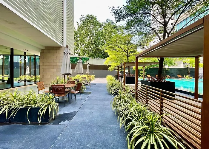 Near Bts L Large105sqm L Fully Furnish L Sauna 曼谷